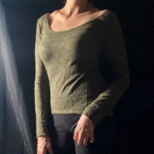 ⭐️ Arizona Jean Company Olive Lace Long Sleeve Tee